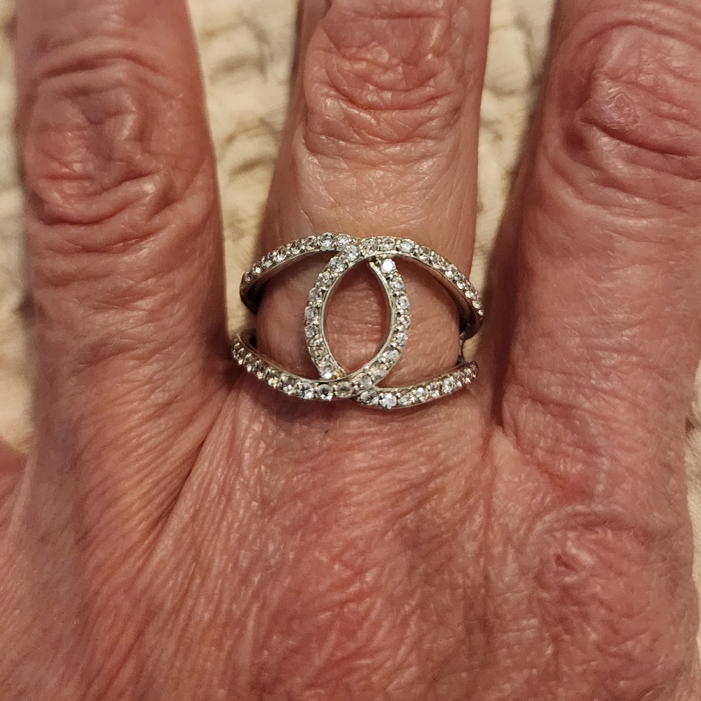 Freida Rothman Sterling Silver Zirconia Ring Sz 8 Intertwined Circles Minimalist